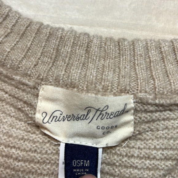 Sleeveless‎ poncho type top - Picture 4 of 7